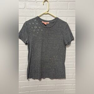 women’s medium tee